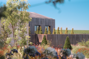 Bâtiment en bois moderne